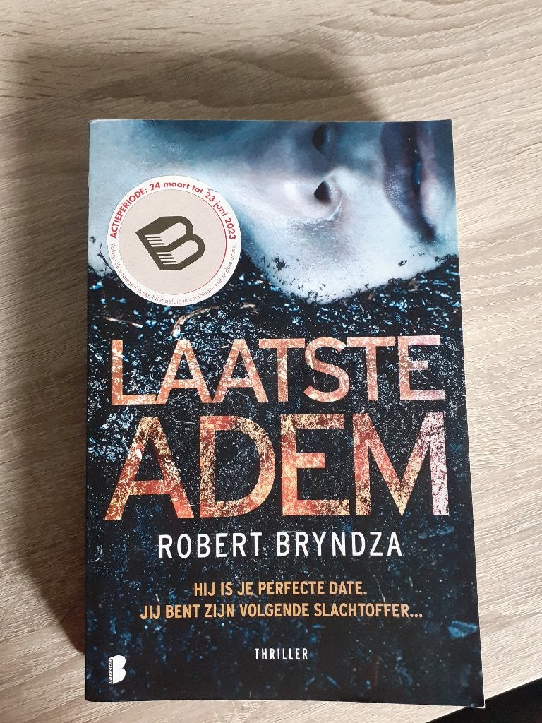 Laatste Adem (Robert Bryndza), Boeken, Thrillers, Ophalen of Verzenden, Gelezen, Robert Bryndza