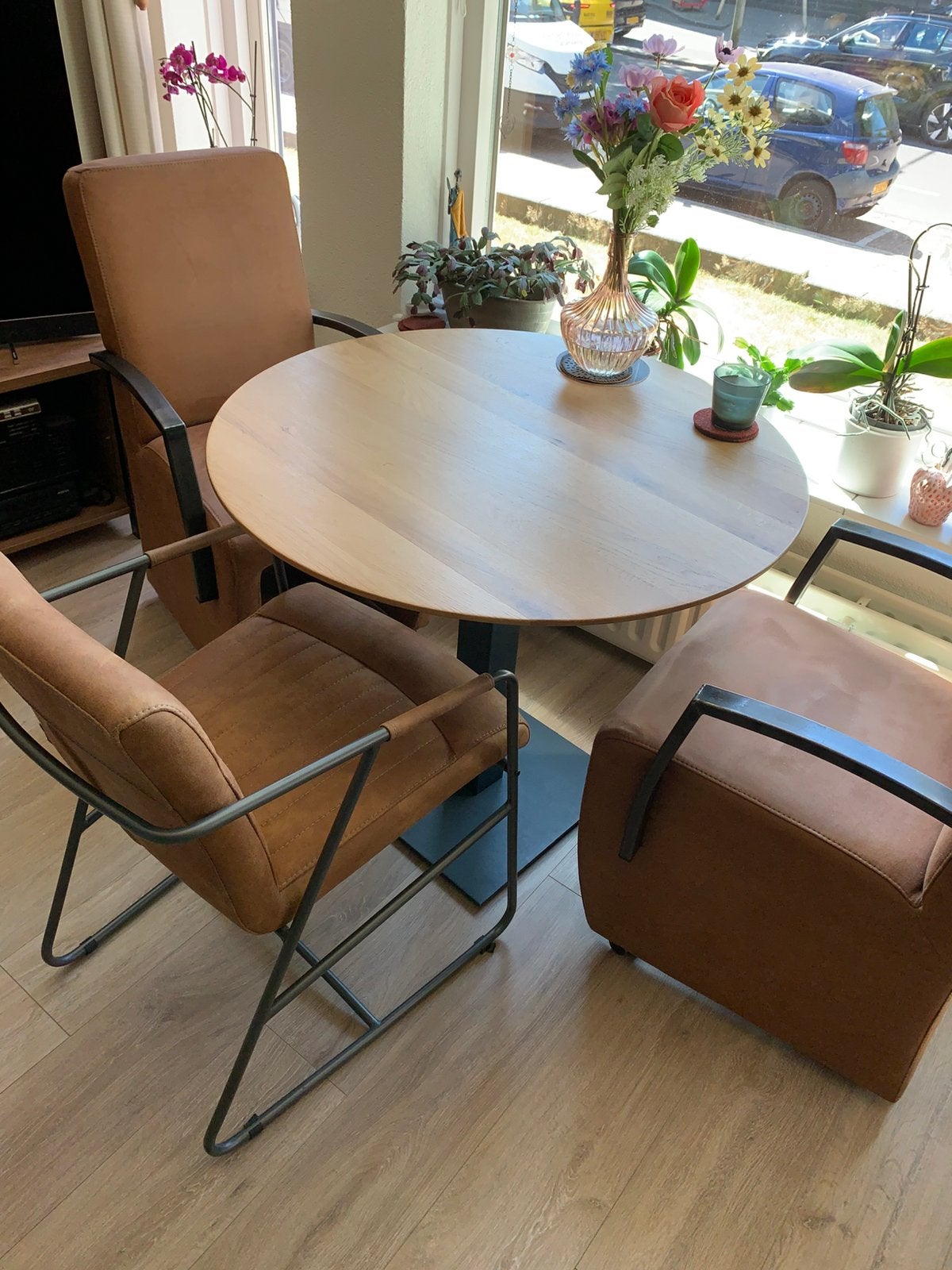 Eettafel eikenhout, Ophalen, Zo goed als nieuw, 4 tot 6 stoelen