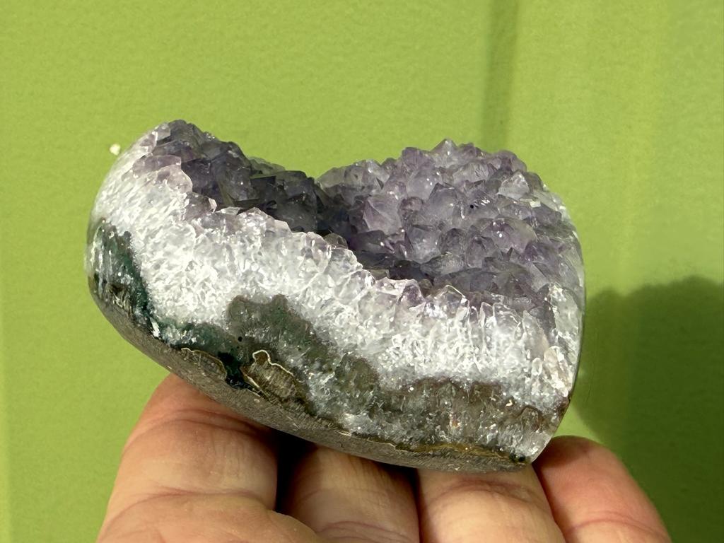 Amethist Agaat hart mineralen, Verzamelen, Mineralen en Fossielen, Ophalen of Verzenden, Mineraal