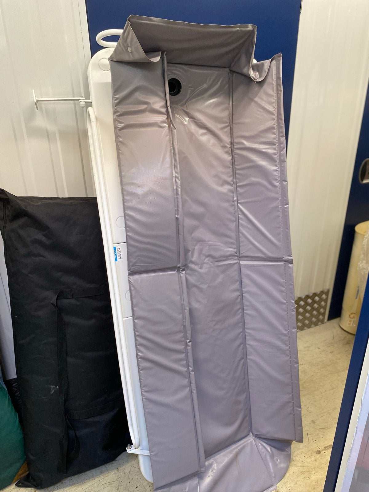 Douche brancard 200 x 80 inclusief mat / douchekussen, Ophalen, Zo goed als nieuw