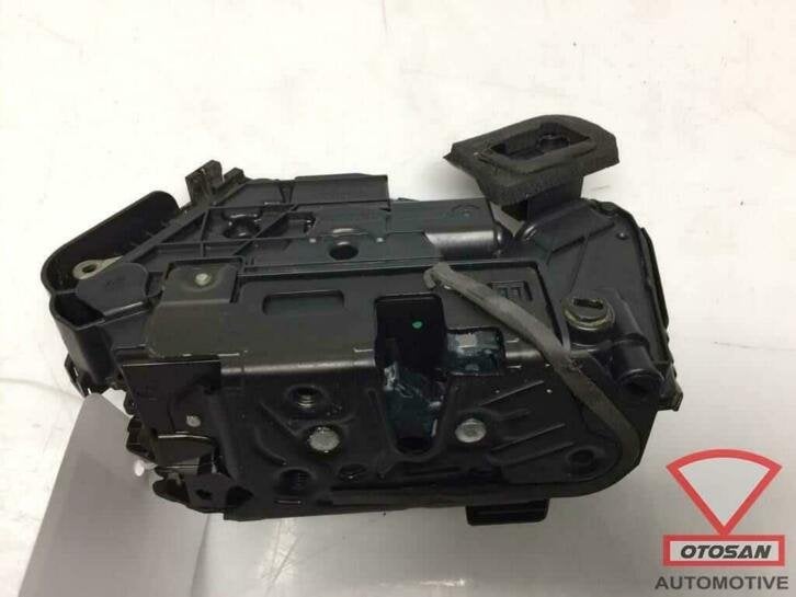 vw tiguan 5na vag portierslot deurslot rechts achter 5ta8390, Gebruikt, Volkswagen, Volkswagen AG, Achter