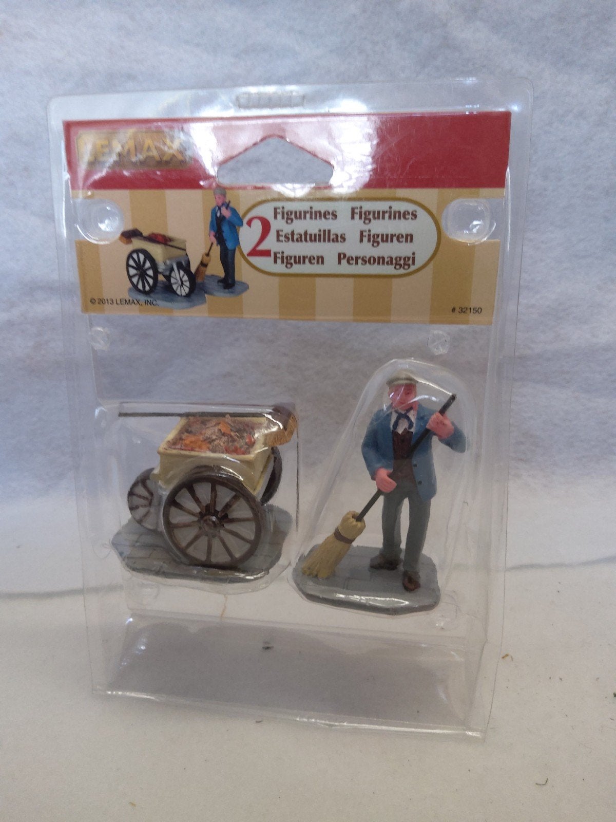 Lemax 32150 Straatveger met Karretje - Kerstdorp Figuur  B3, Ophalen of Verzenden, Zo goed als nieuw