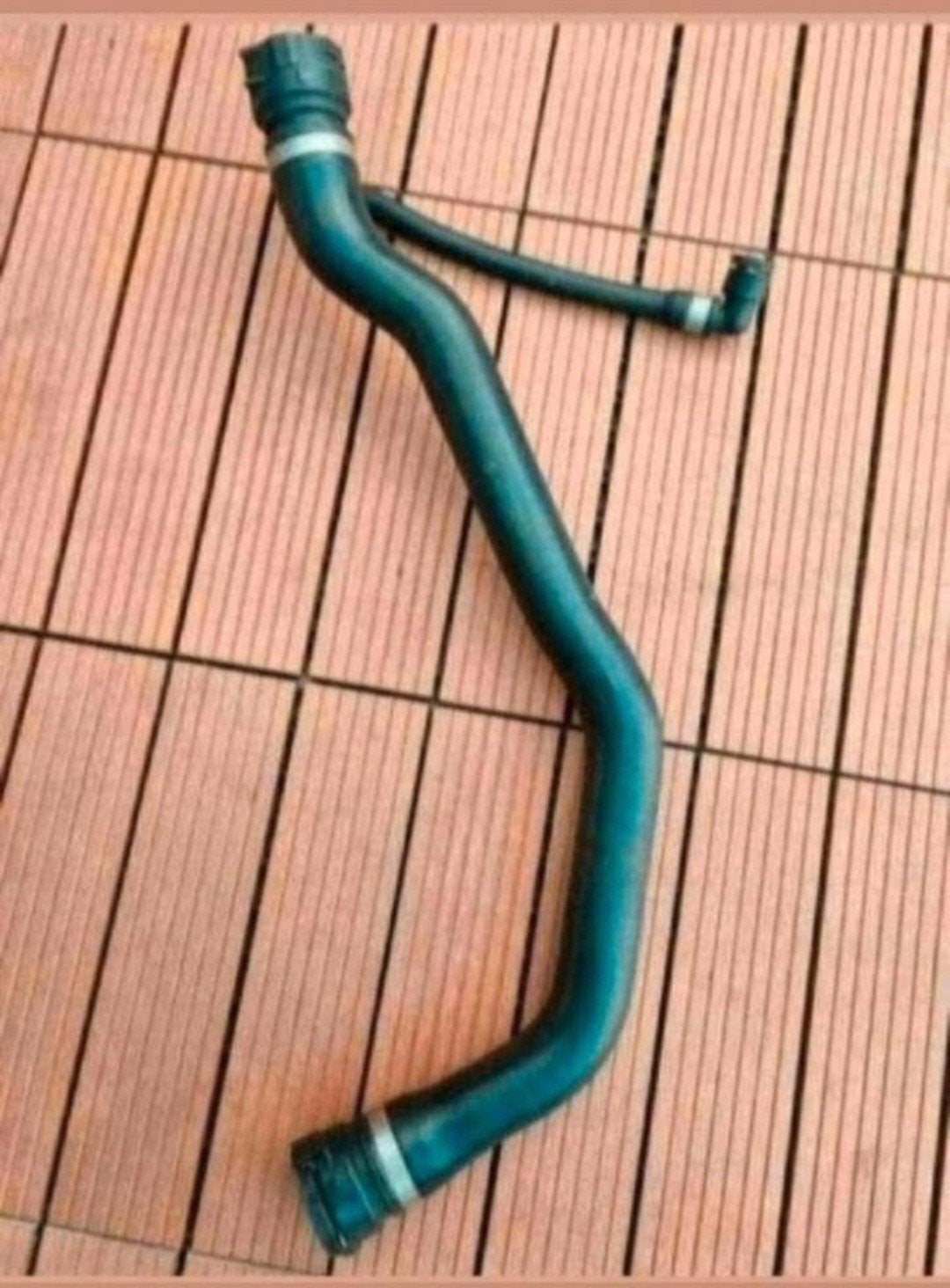 SLANG BOVENSTE RADIATOR BMW E90 E91 E92 E93 330D 325D, Ophalen of Verzenden