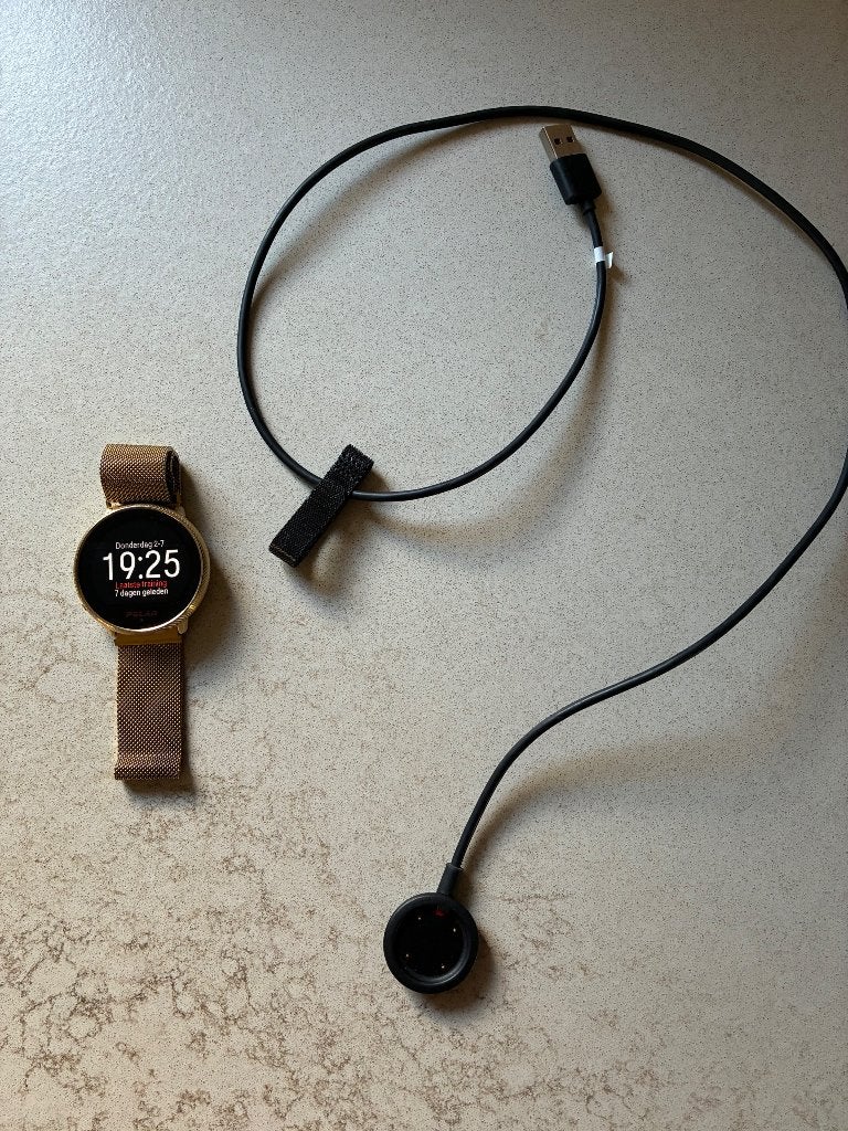 Polar Ignite 2 smartwatch - touchscreen defect, Gebruikt, Zwart, Ophalen of Verzenden, Waterdicht