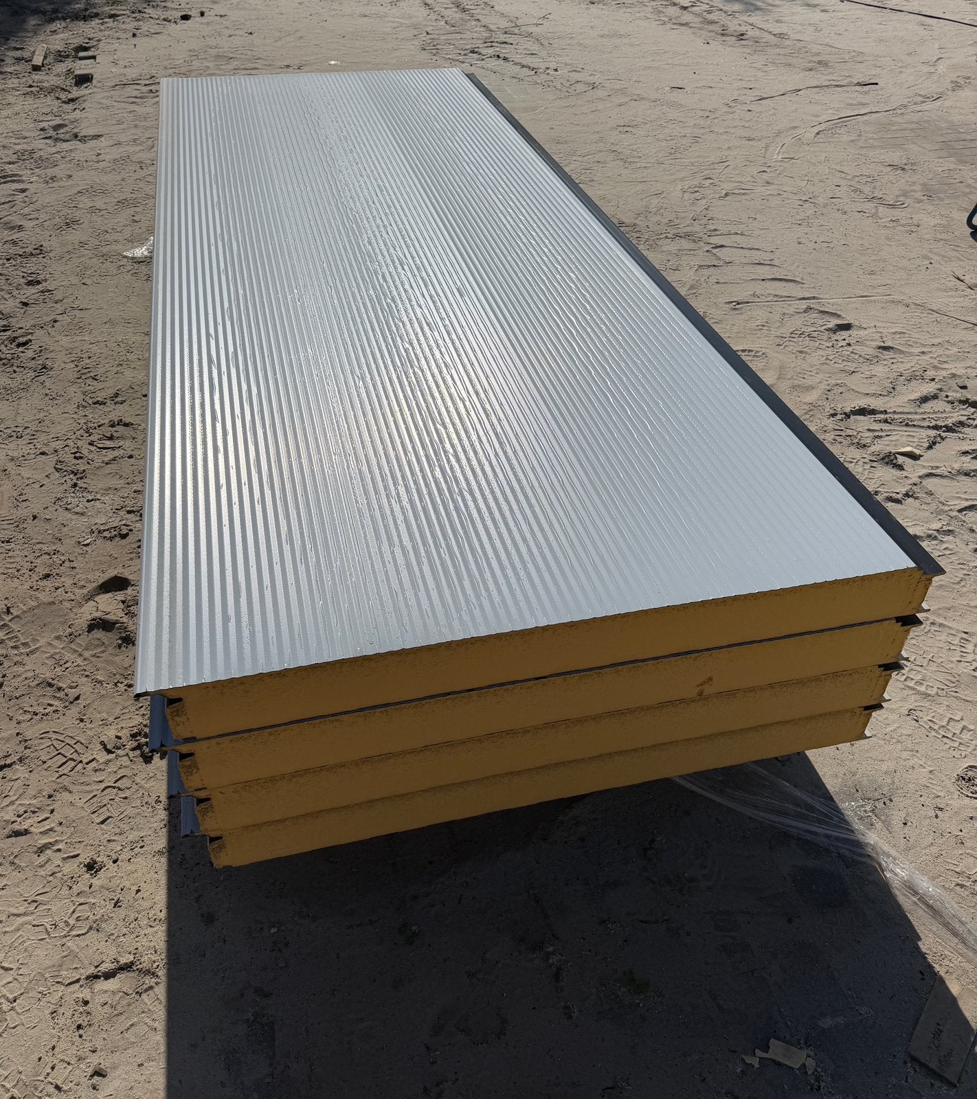 4x nieuwe falk sandwichpanelen 2840mm lang., Doe-het-zelf en Verbouw, Platen en Panelen, Ophalen, Nieuw