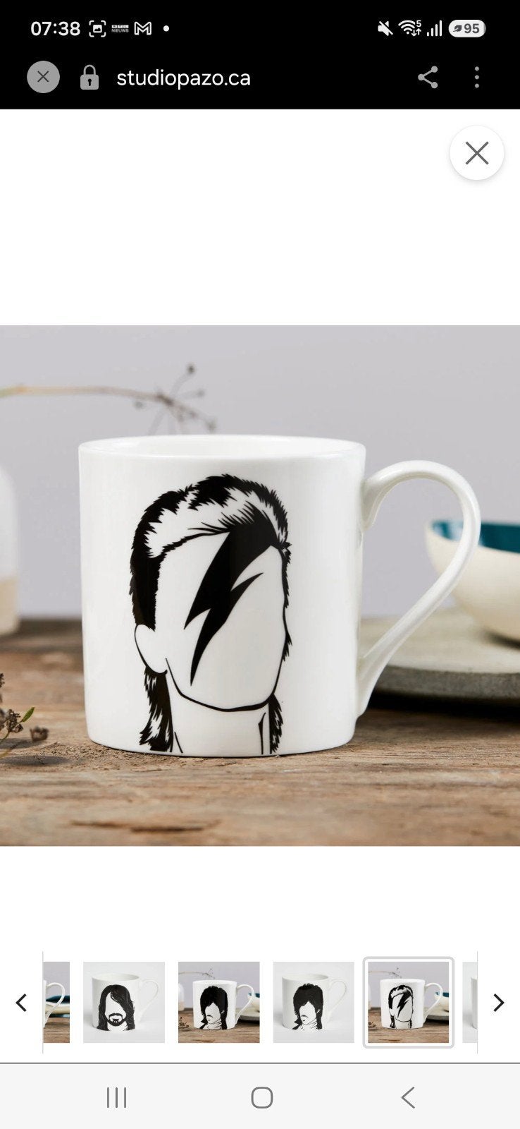 Gezocht David Bowie mok van Bold & Noble, Ophalen of Verzenden, Zo goed als nieuw, Overige stijlen, Kop(pen) en/of Schotel(s)