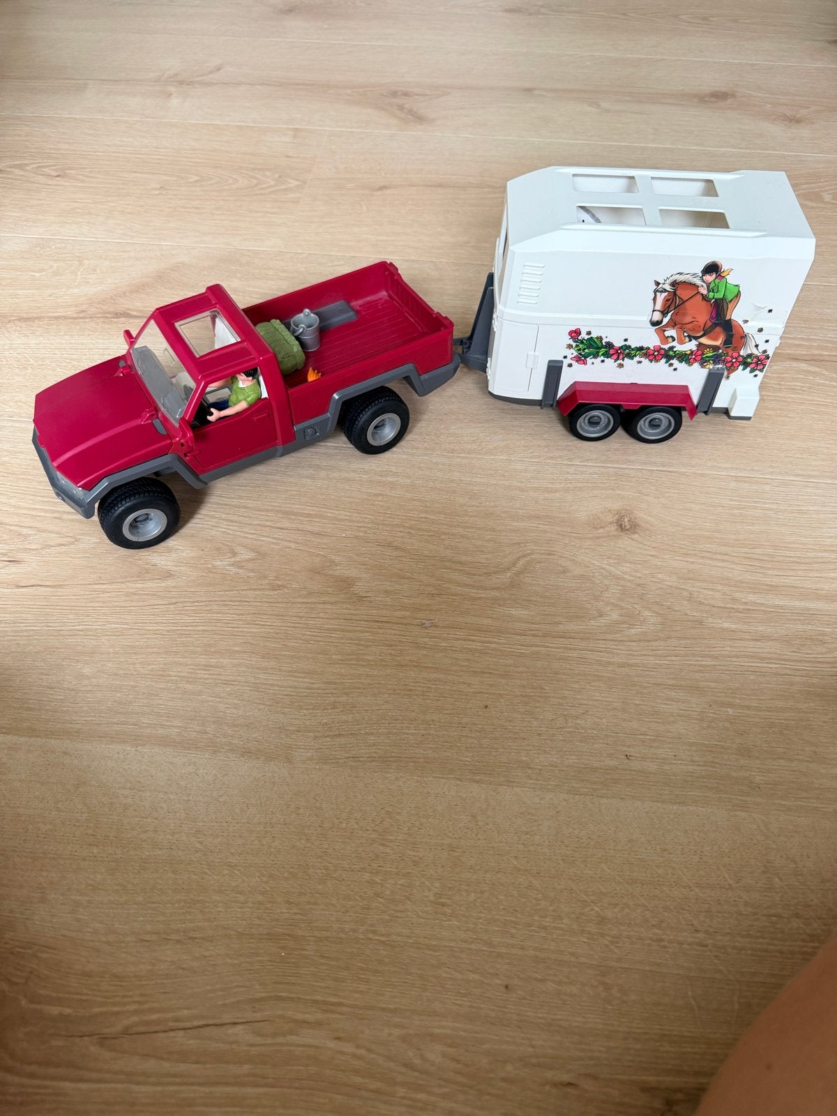Playmobil pick-up met paardentrailer en accessoires, Ophalen, Gebruikt