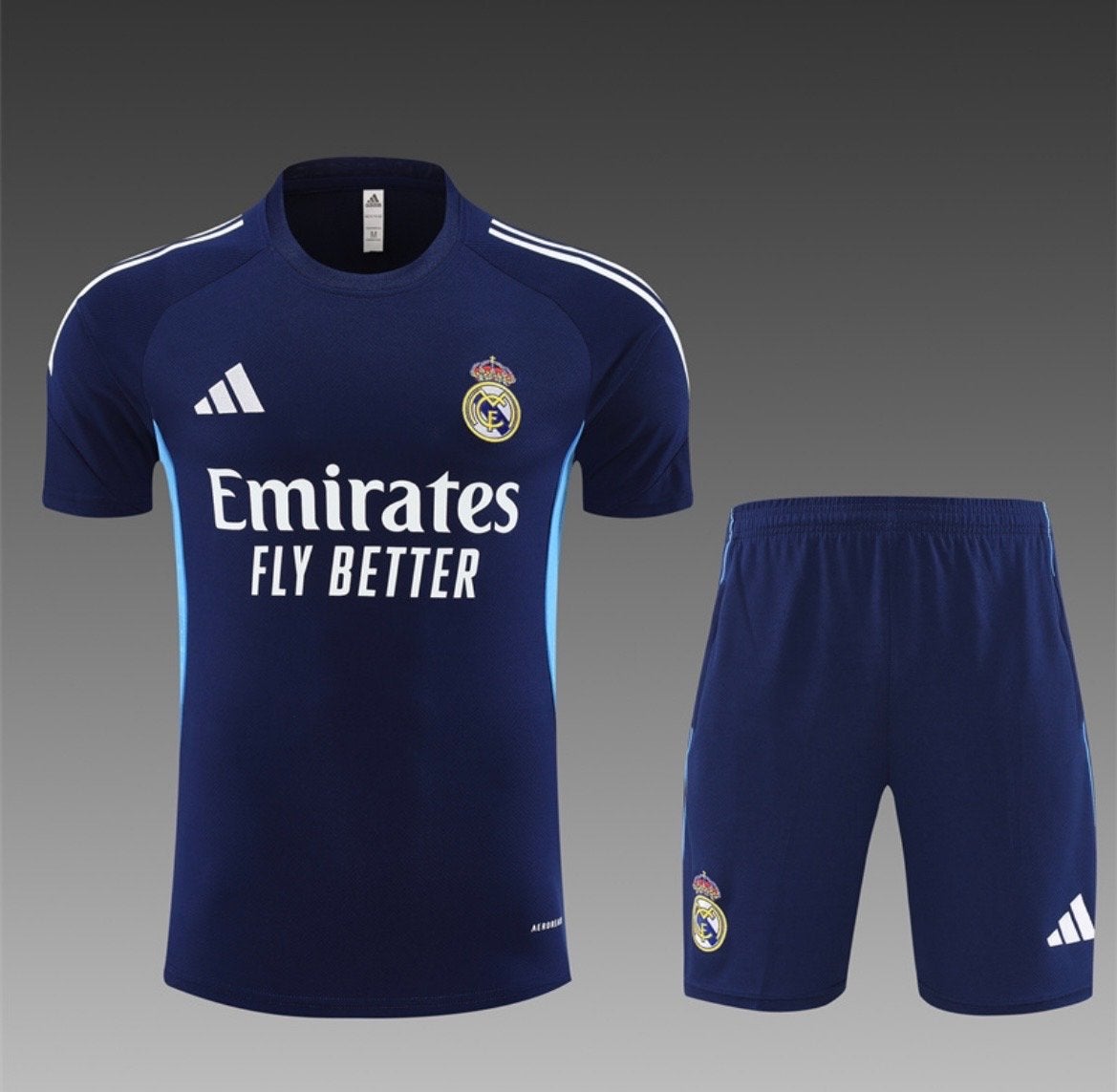Real Madrid Trainingsset - Maten S t/m XL beschikbaar, Ophalen of Verzenden, Zo goed als nieuw