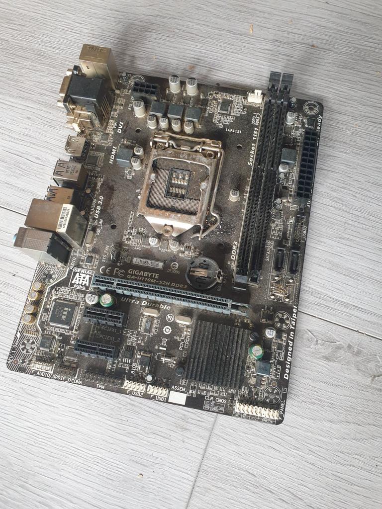 Gigabyte ga-h110m-s2h moederboard, Computers en Software, Moederborden, Ophalen of Verzenden, Gebruikt