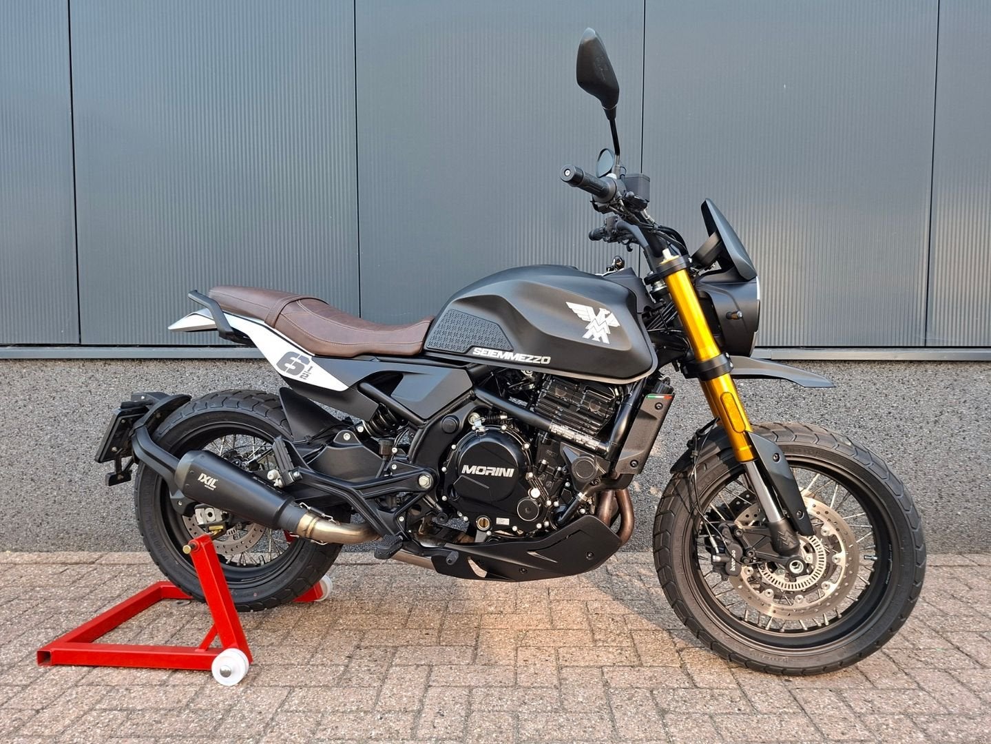 MOTO MORINI SEIEMMEZZO SCR (bj 2024), Motoren, 890 cc, Motorrijbewijs A, Bedrijf, Toermotor
