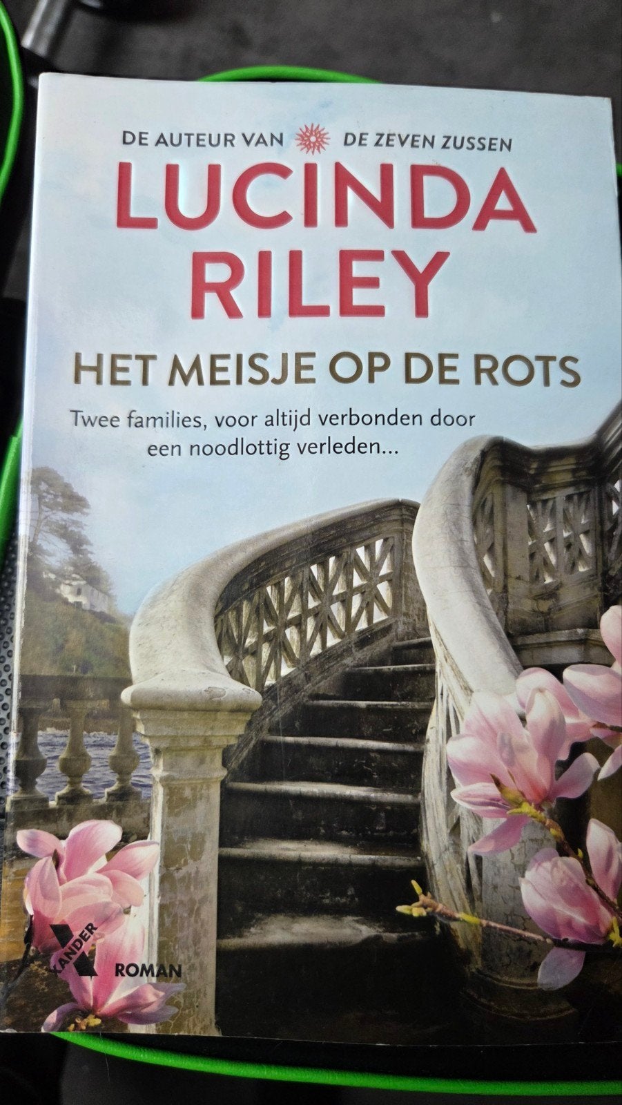 Het Meisje op de Rots - Lucinda Riley, Ophalen of Verzenden, Gelezen, Lucinda Riley, Nederland