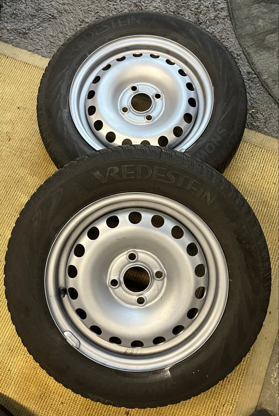 2x 4x100 aanhangerbanden op velg, Auto-onderdelen, Gebruikt, Banden en Velgen, Winterbanden, Ophalen