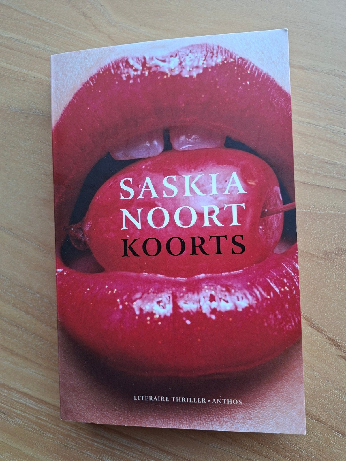 Saskia Noort - Koorts (Literaire thriller), Ophalen of Verzenden, Gelezen, Saskia Noort