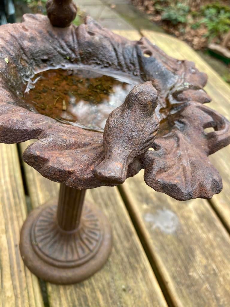 Vogel drinkbadje ,gietijzer, Tuin en Terras, Vogelhuisjes en Vogelbaden, Ophalen, Gebruikt