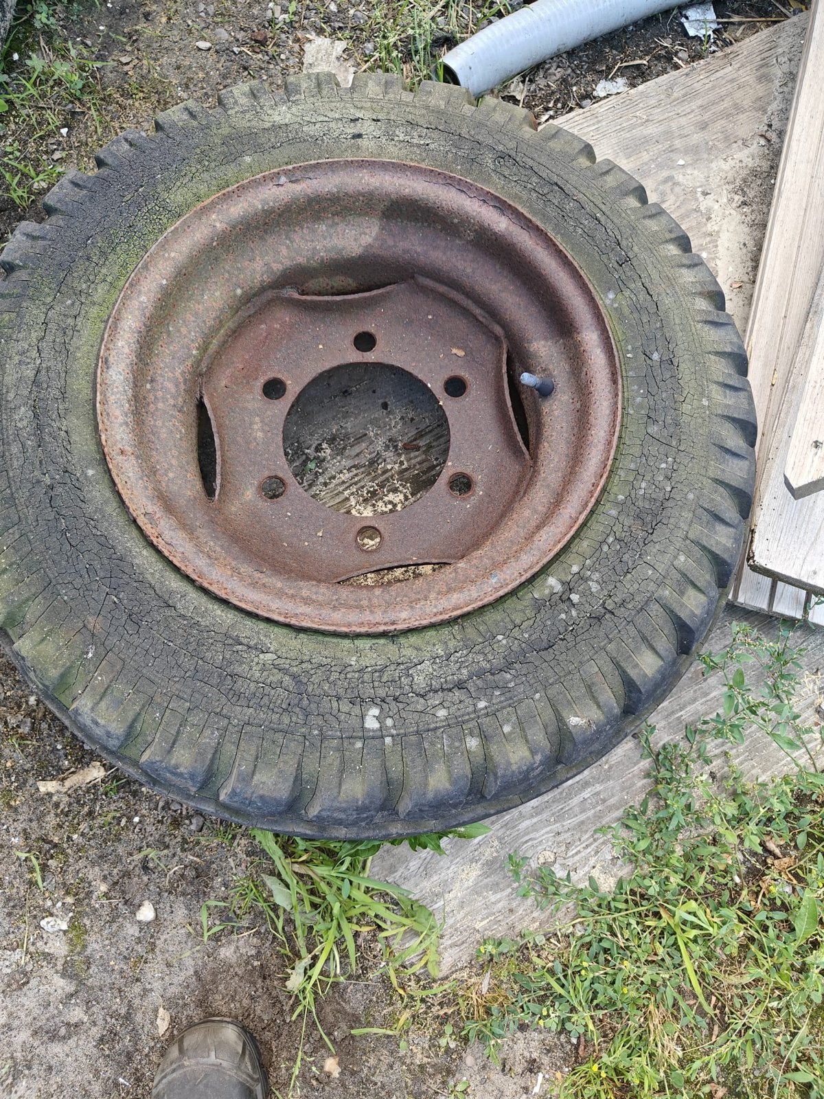 Set van 4 gebruikte banden met velg, maat 10.0/75-33, Auto-onderdelen, Banden en Velgen, Gebruikt, Overige, Banden en Velgen, Overige maten