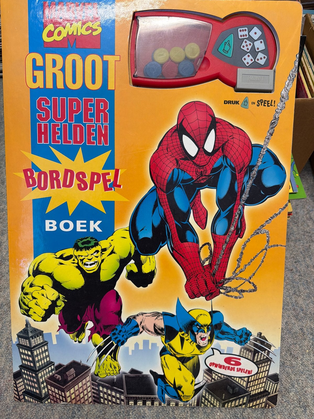 Marvel Comics Groot Super Helden Bordspel Boek, Drie of vier spelers, Ophalen of Verzenden, Gebruikt
