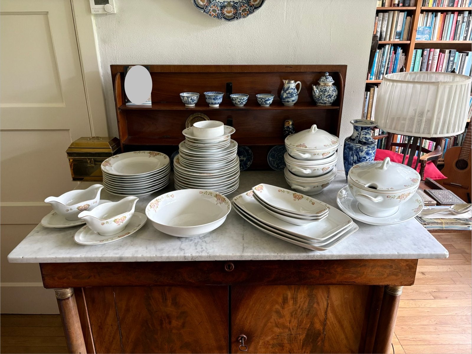 Antiek servies Haas & Czjzek / C. Hoyng met 24kt goudrand, Ophalen