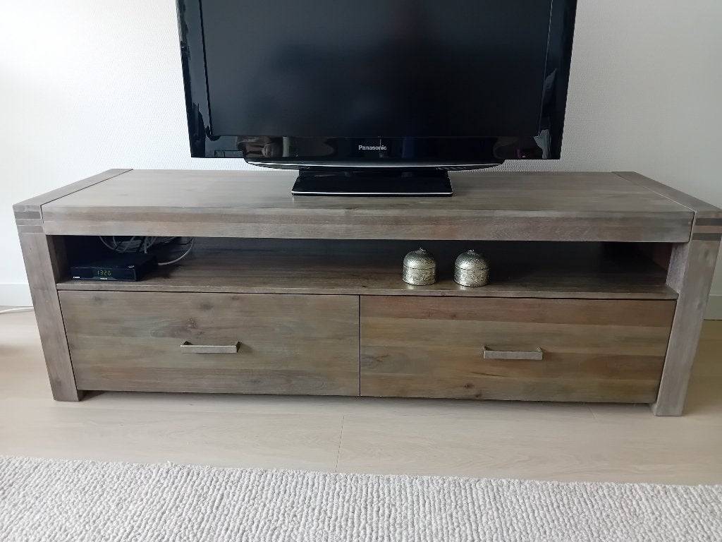 TV meubel massief acaciahout B160xD50xH52, 150 tot 200 cm, Ophalen of Verzenden, Zo goed als nieuw, Minder dan 100 cm