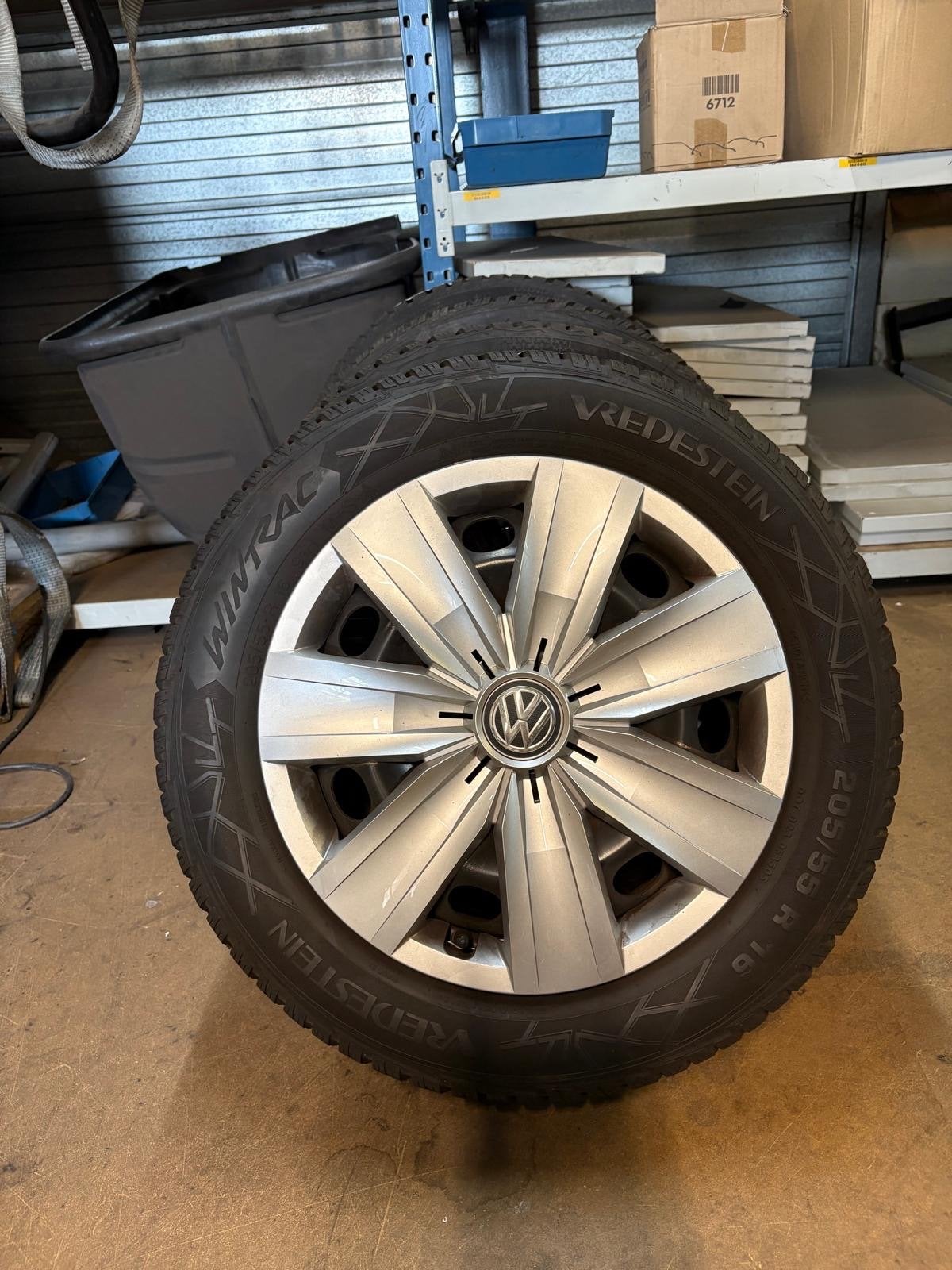 Winterbanden VW Golf 6 op stalen velgen ET50, profiel zgan, Auto-onderdelen, Ophalen, Gebruikt, 16 inch, Banden en Velgen