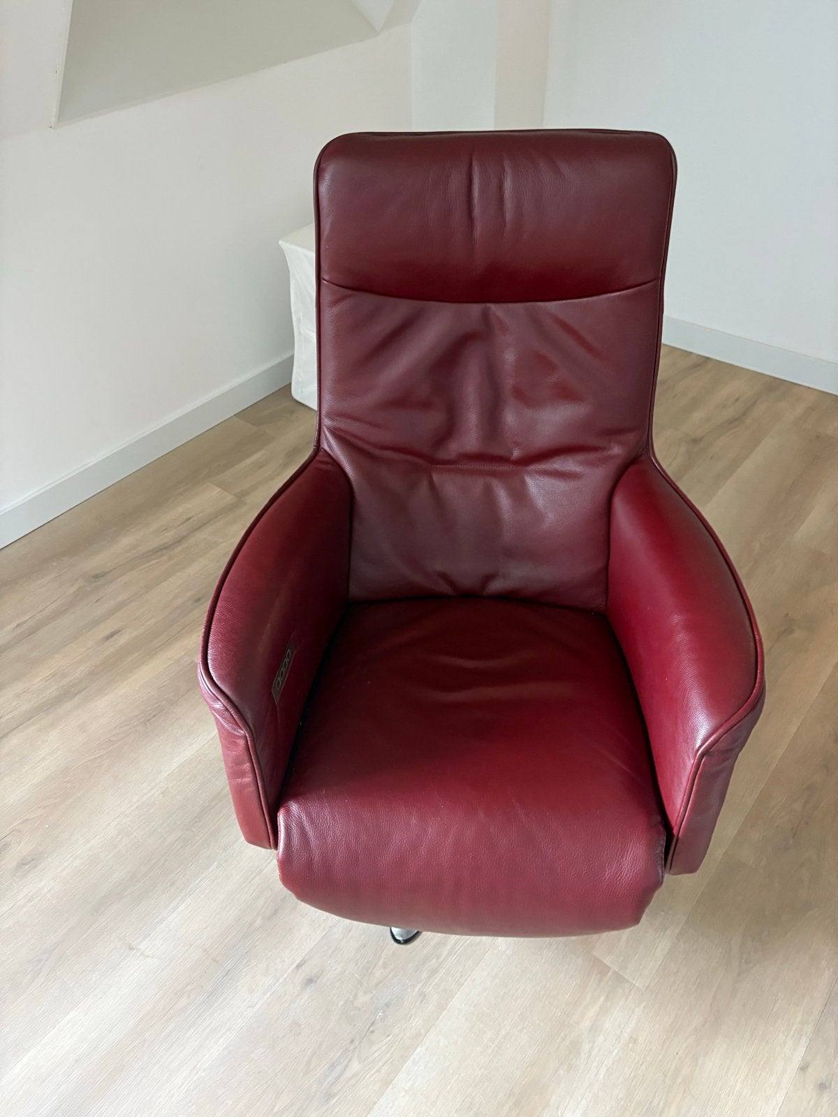 Prominent S-100 Elektrische Relaxstoel - Rood Leer, Gebruikt, Leer, Ophalen of Verzenden, Eén