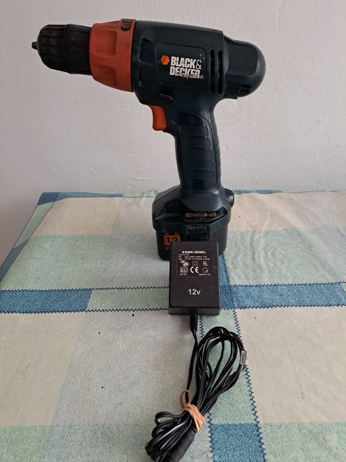 Black&Decker CD 12C Accuboormachine 12 V, Doe-het-zelf en Verbouw, Ophalen of Verzenden, Zo goed als nieuw, Boor- en Schroefmachine