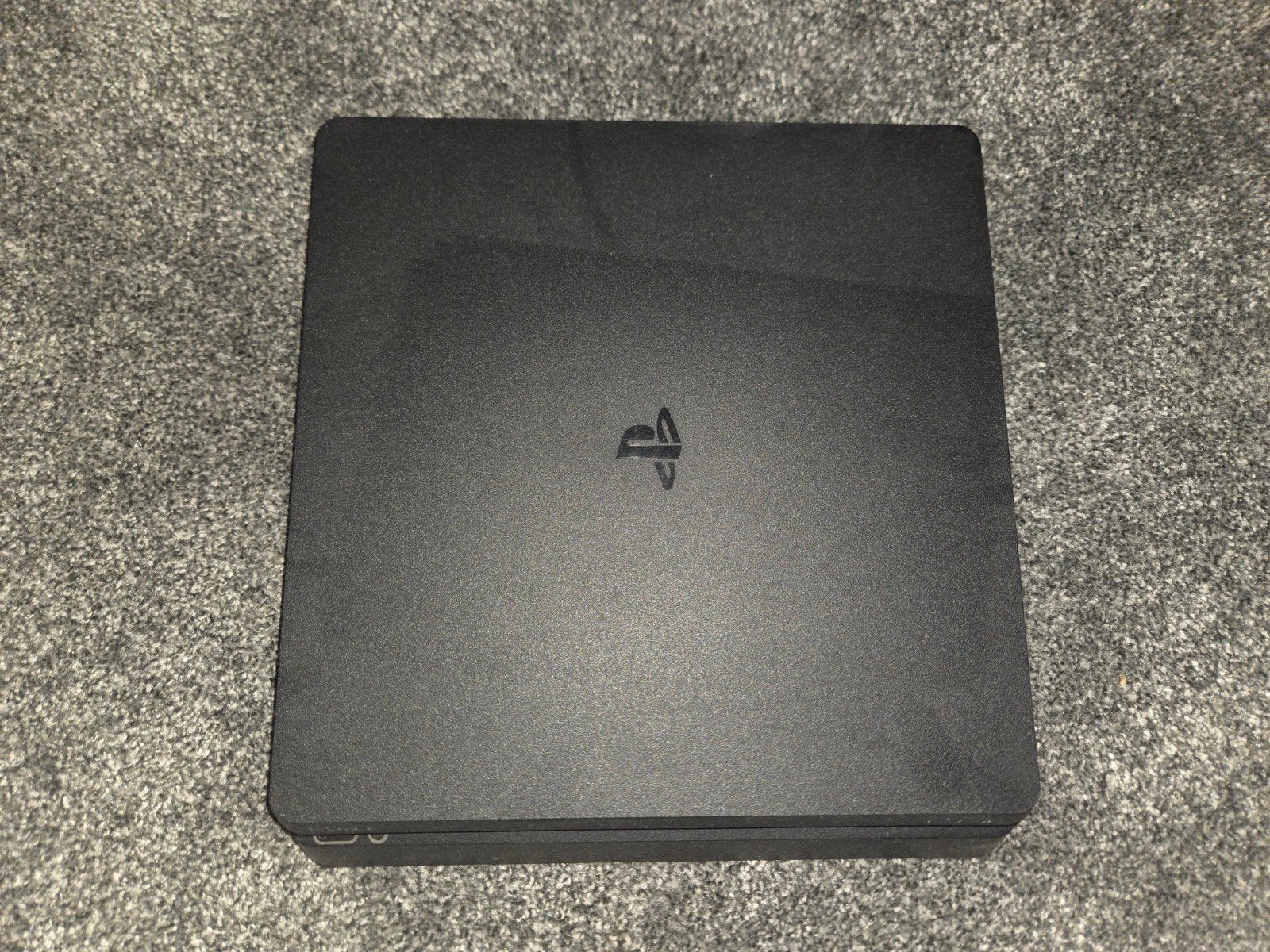 playstation 4 met alles er op en er aan, Met 2 controllers, Ophalen of Verzenden, Zo goed als nieuw, Original