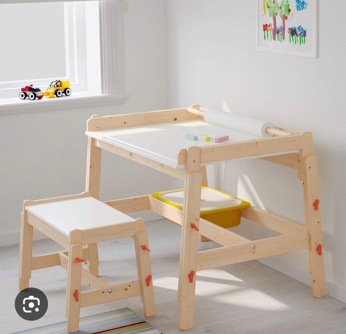 Ikea Flisat bureau met bankje, netjes, in hoogte verstelbaar, Ophalen, Gebruikt, Tafel(s) en Stoel(en)