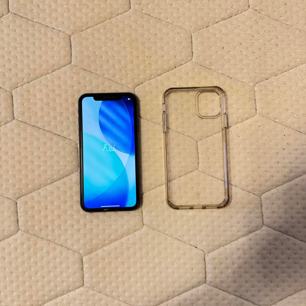 iPhone 11 - 64GB - 76% Batterij, Zwart, 76 %, 64 GB, Zonder simlock