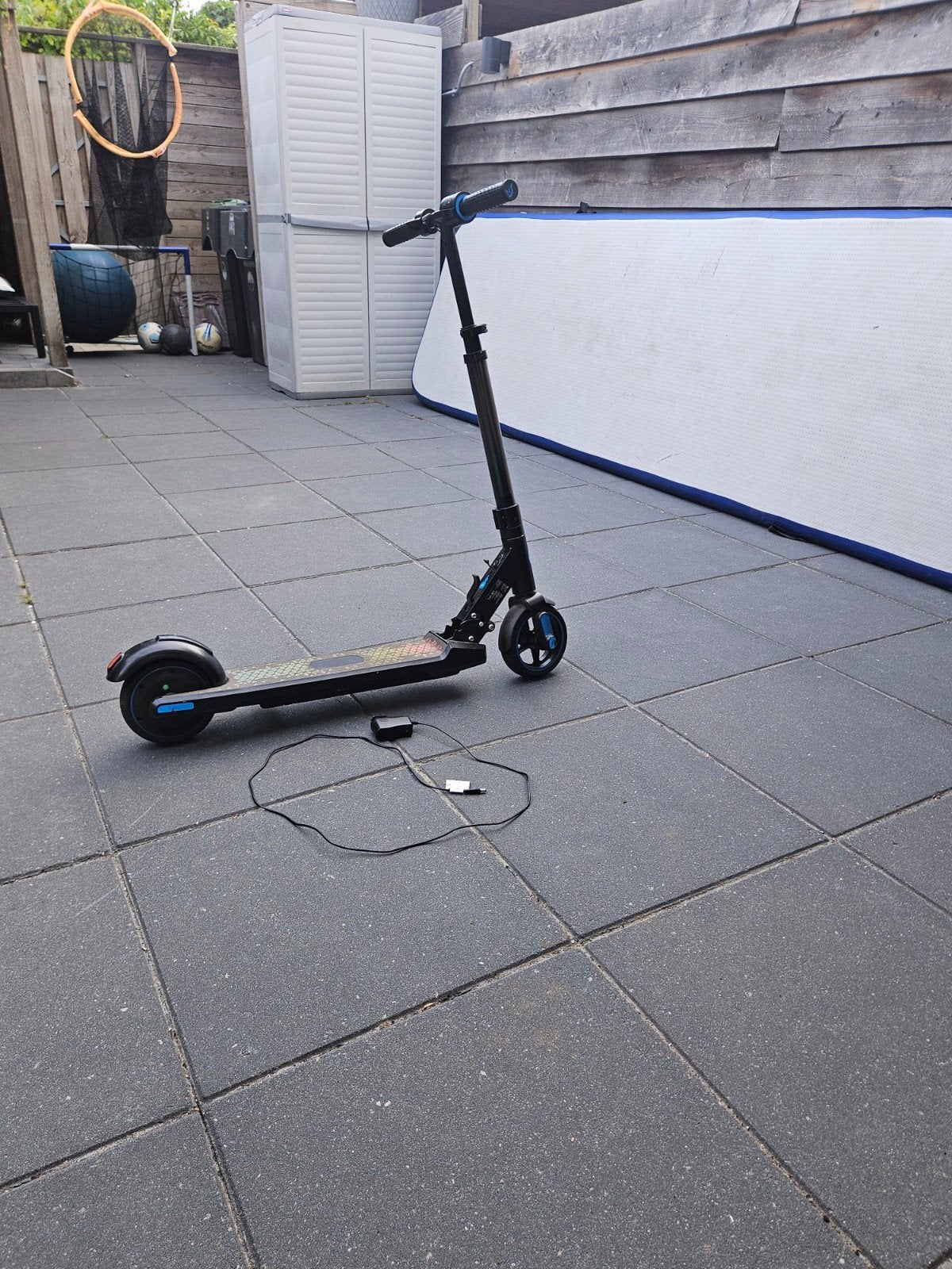 Elektrische step voor kinderen - Zo goed als nieuw, Fietsen en Brommers, Steps, Ophalen of Verzenden, Zo goed als nieuw, Elektrische step (E-scooter)