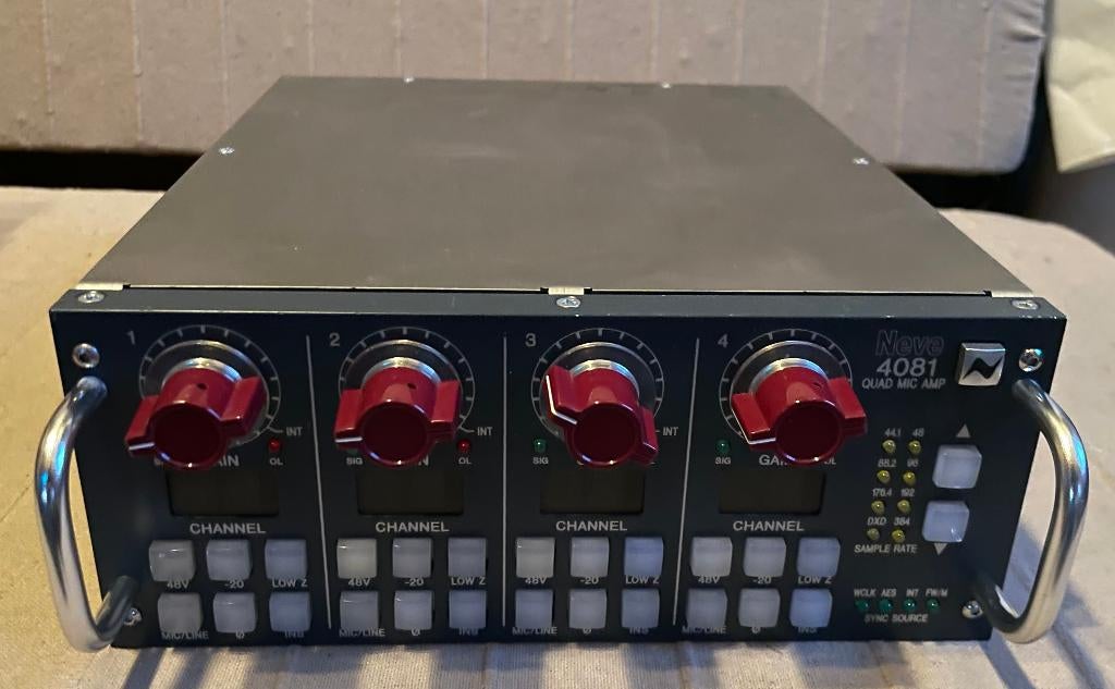 AMS Neve 4081 Quad Mic Pre+digital card and rack ears, Ophalen of Verzenden, Gebruikt, Audio
