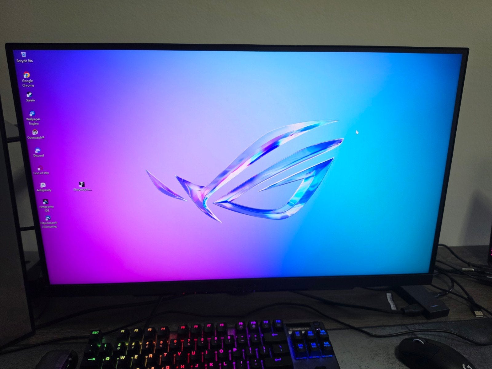Titel: LG UltraGear 27GR83Q-B — 27" QHD 240Hz IPS, Computers en Software, Monitoren, IPS, Zo goed als nieuw, Quad HD (2K), 201 Hz of meer