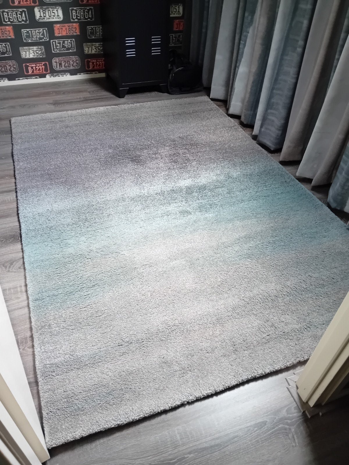 Vloerkleed blauw met aardetinten, zo goed als nieuw, Huis en Inrichting, Ophalen, 150 tot 200 cm, 200 cm of meer, Zo goed als nieuw
