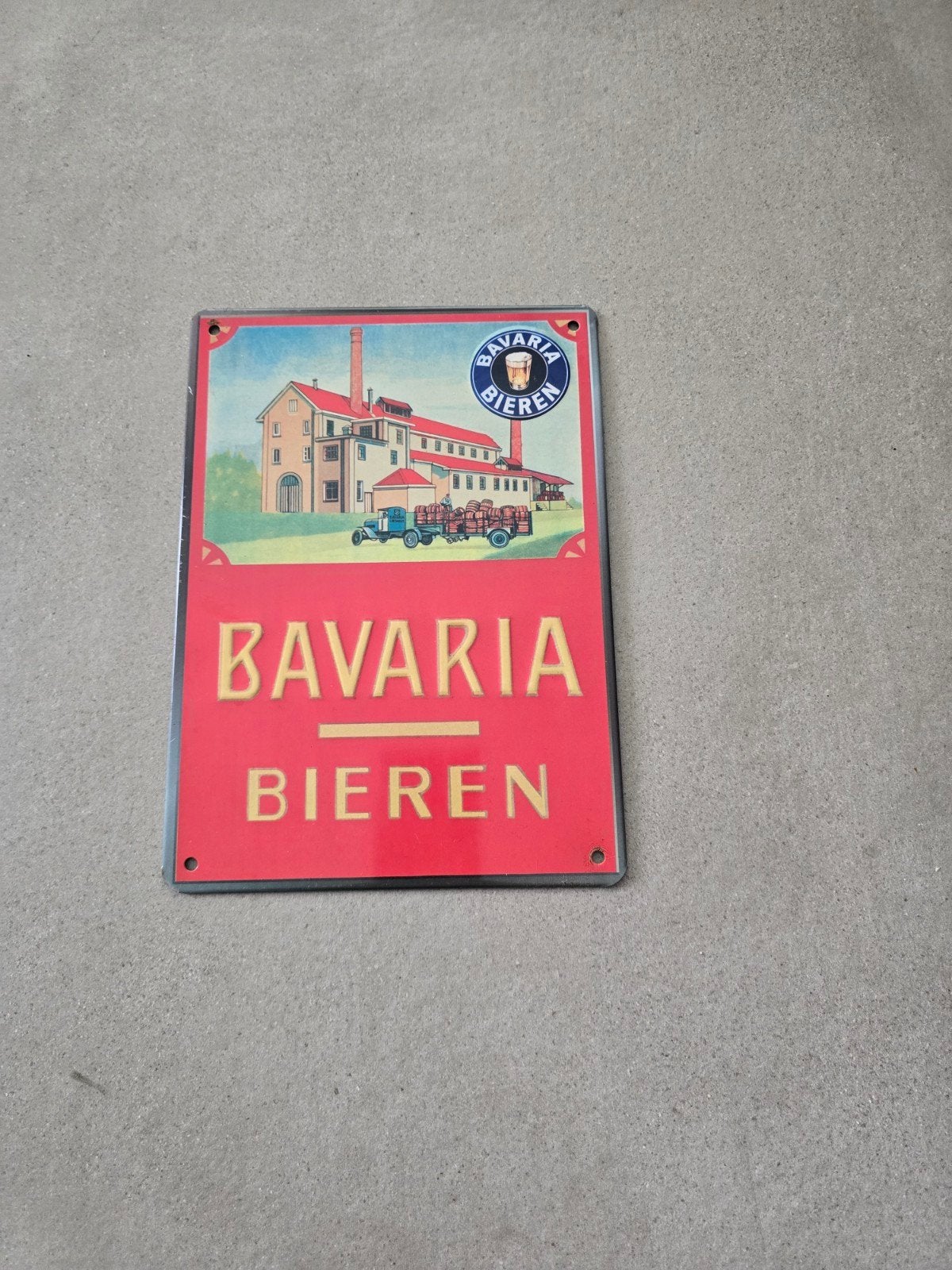 wandbord metaal (Bavaria), Ophalen of Verzenden