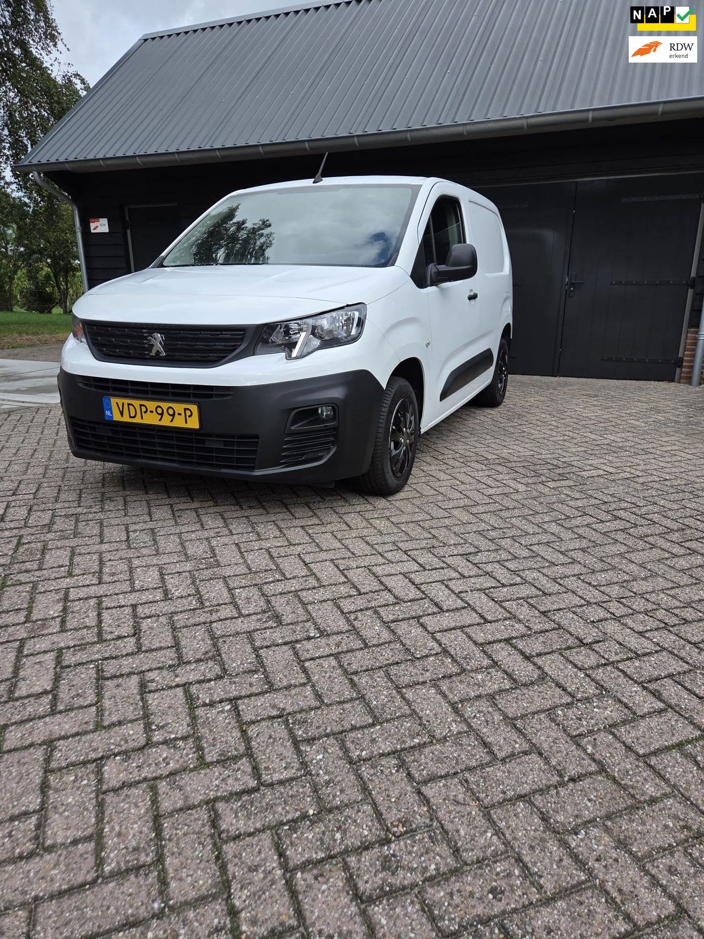 Peugeot Partner 1.5 BlueHDI Premium, Voorwielaandrijving, Stof, Gebruikt, 4 cilinders