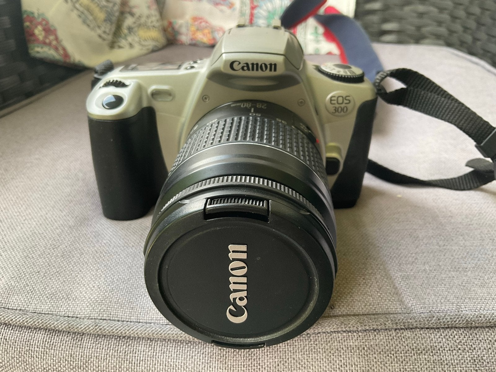 Canon EOS 300 Spiegelreflexcamera met lens en tas, Ophalen, Gebruikt, Spiegelreflex, Canon