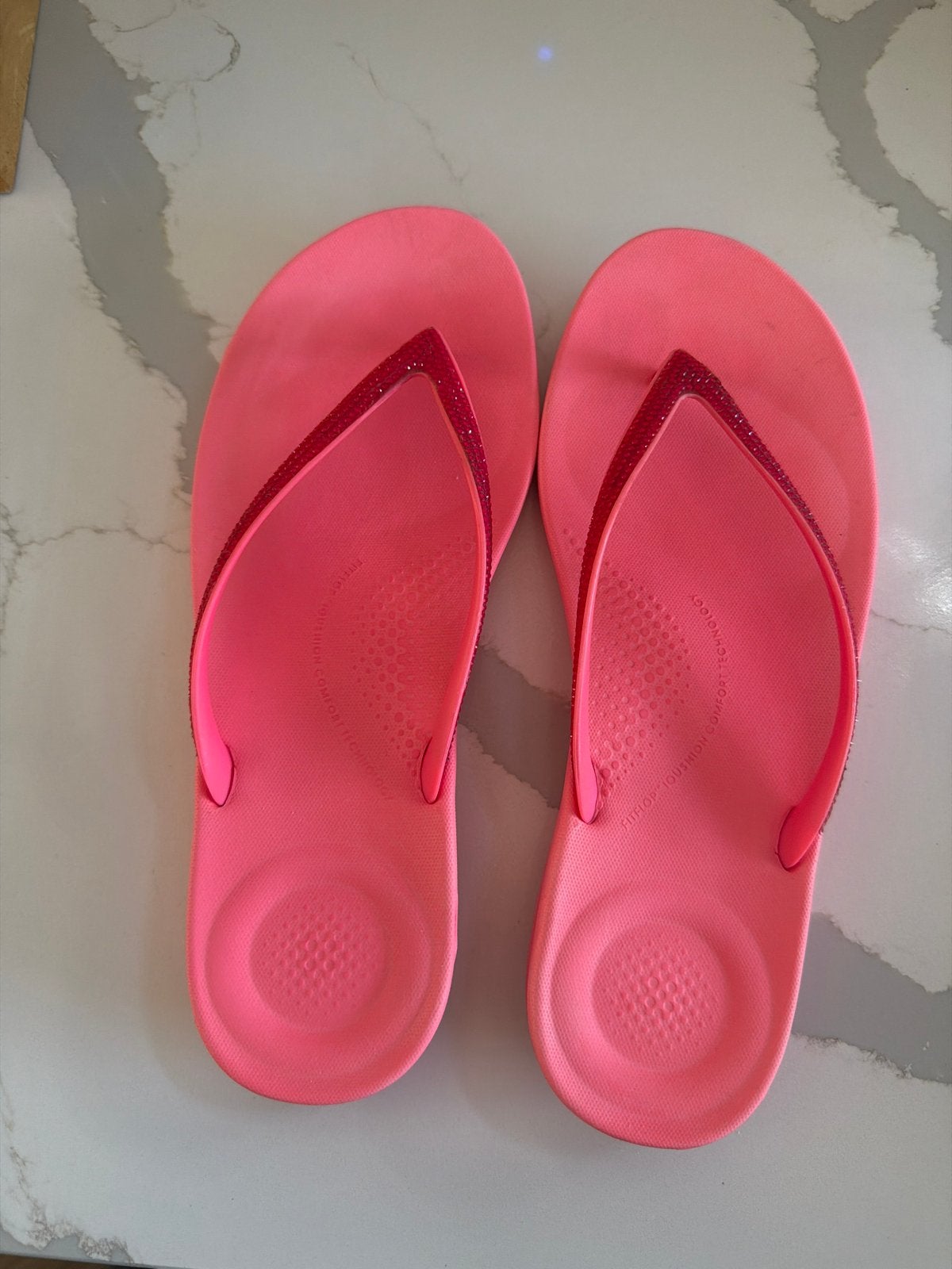 Roze FitFlop slippers maat 39 - Zo goed als nieuw, Kleding | Dames, Schoenen, Ophalen of Verzenden, Zo goed als nieuw, Roze, Slippers