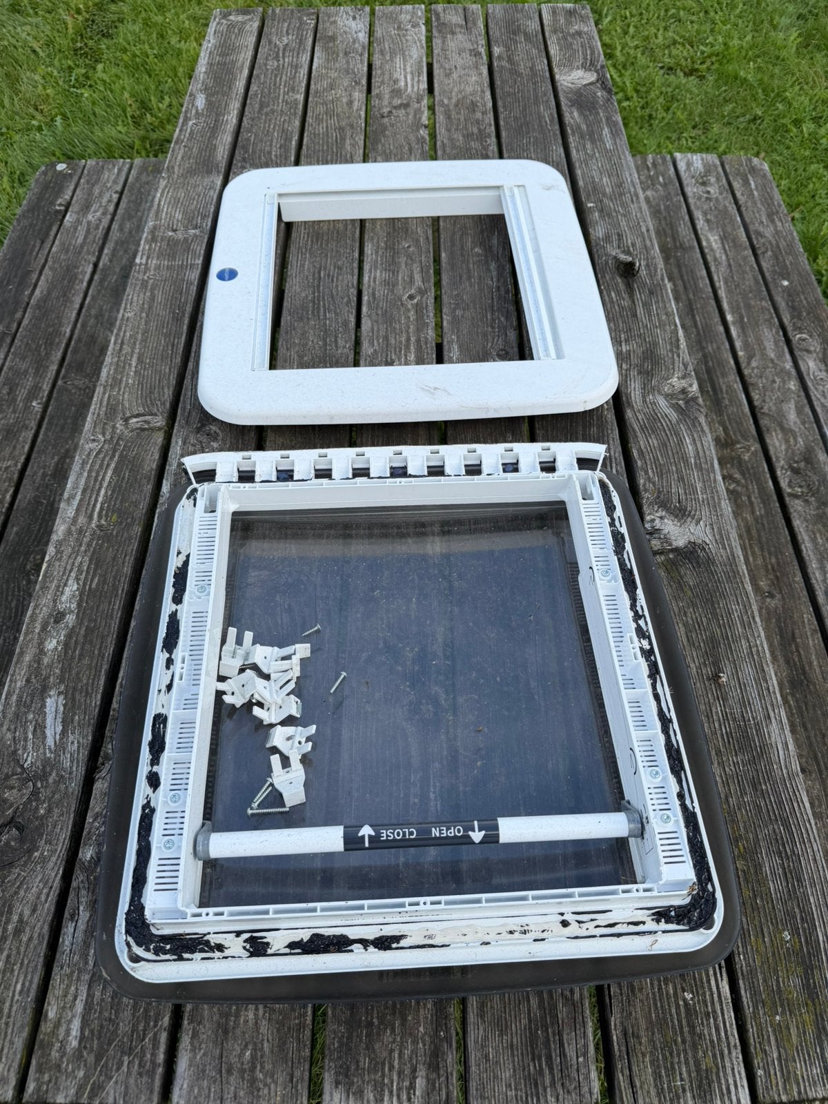 Roofstar dakluik helder 40 x 40 compleet, Ophalen of Verzenden, Zo goed als nieuw