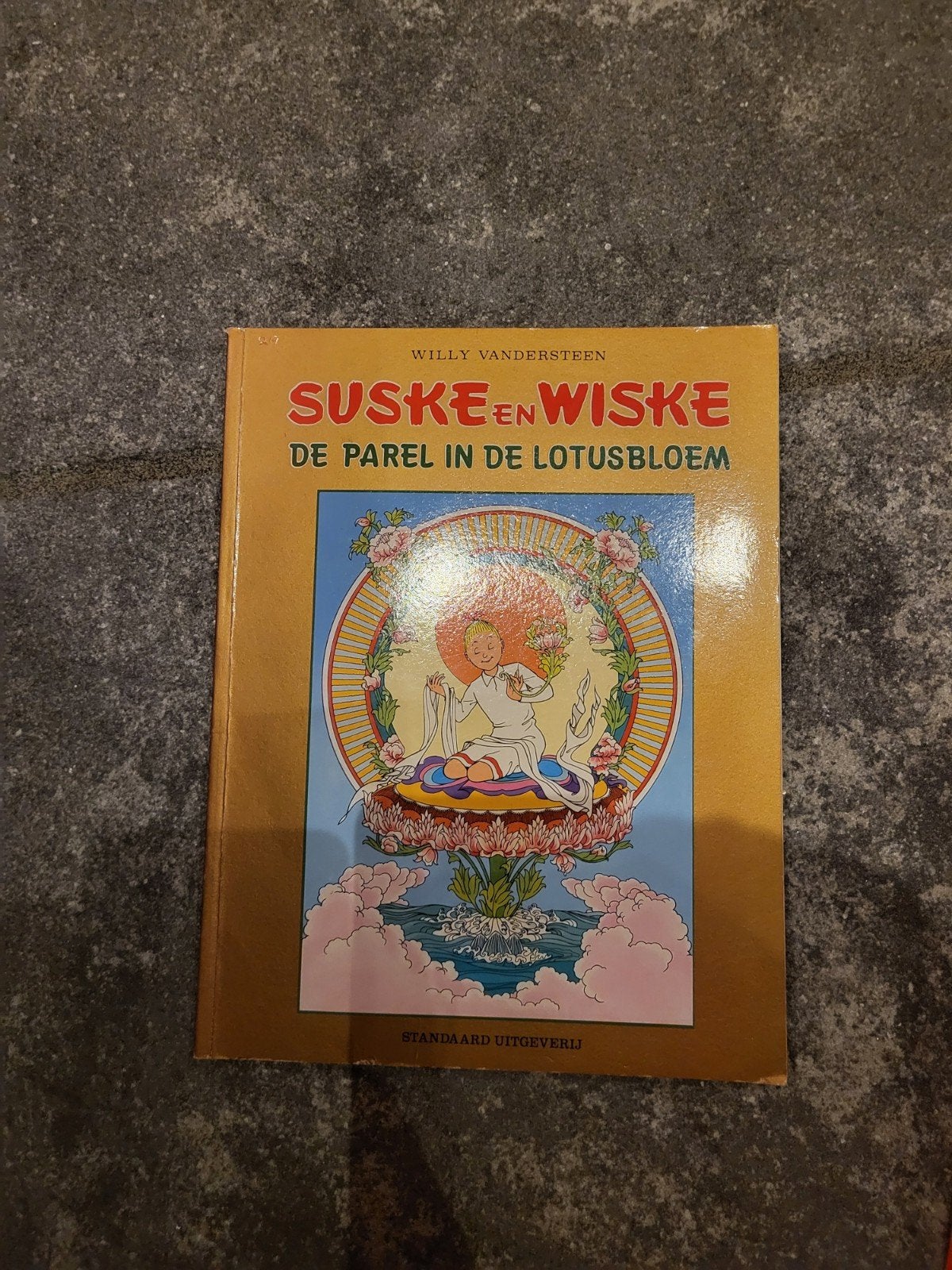 Suske en Wiske: De Parel in de Lotusbloem (Gesigneerd), Ophalen of Verzenden