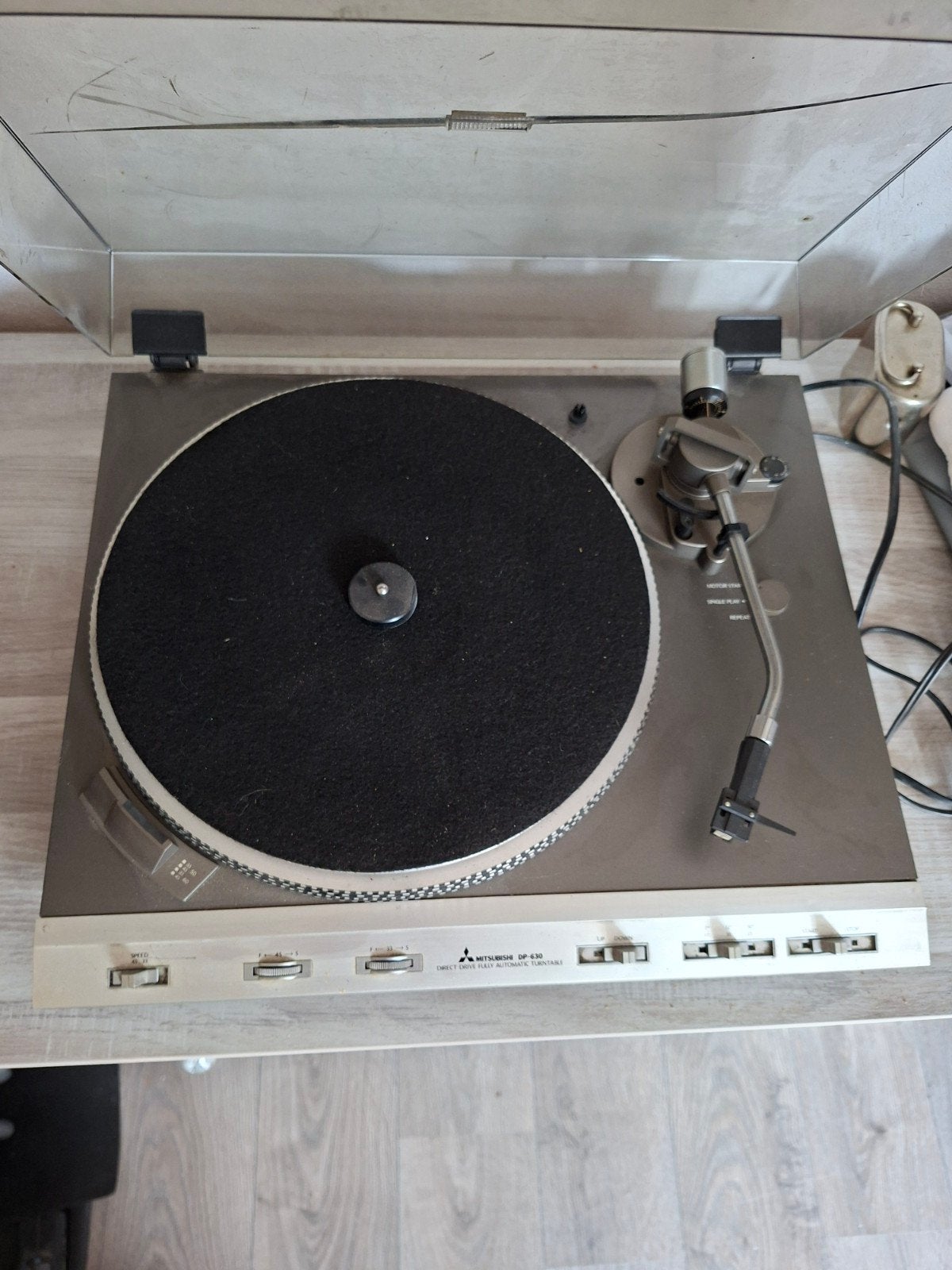 Mitsubishi DP-630 Platenspeler, Audio, Tv en Foto, Platenspelers, Ophalen, Platenspeler, Overige merken, Automatisch