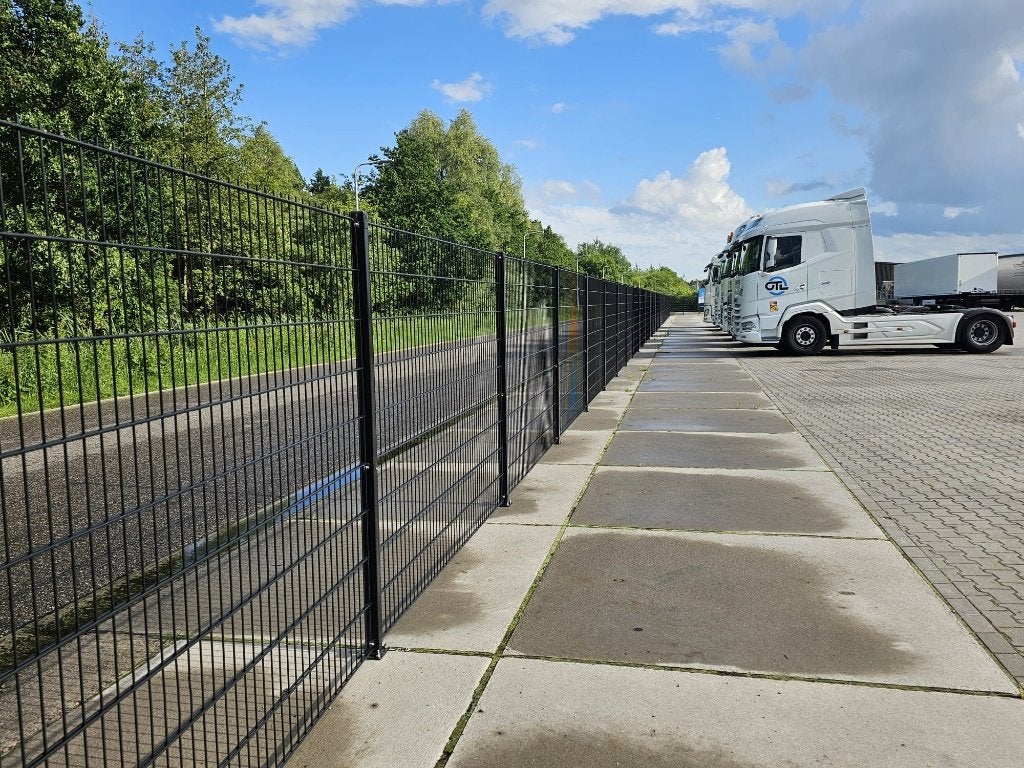 Opzoek naar betaalbaar bedrijfshekwerk staafmat schuifpoort, Met poort, Overige typen, Nieuw, Ophalen of Verzenden