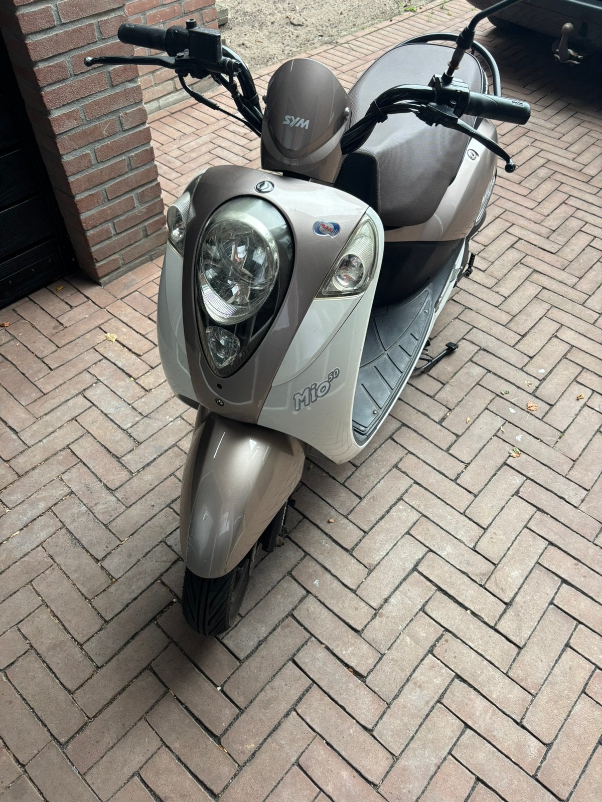 Sym mio 50 scooter, Fietsen en Brommers, Scooters | SYM, Gebruikt, Benzine, 50 cc, Maximaal 25 km/u