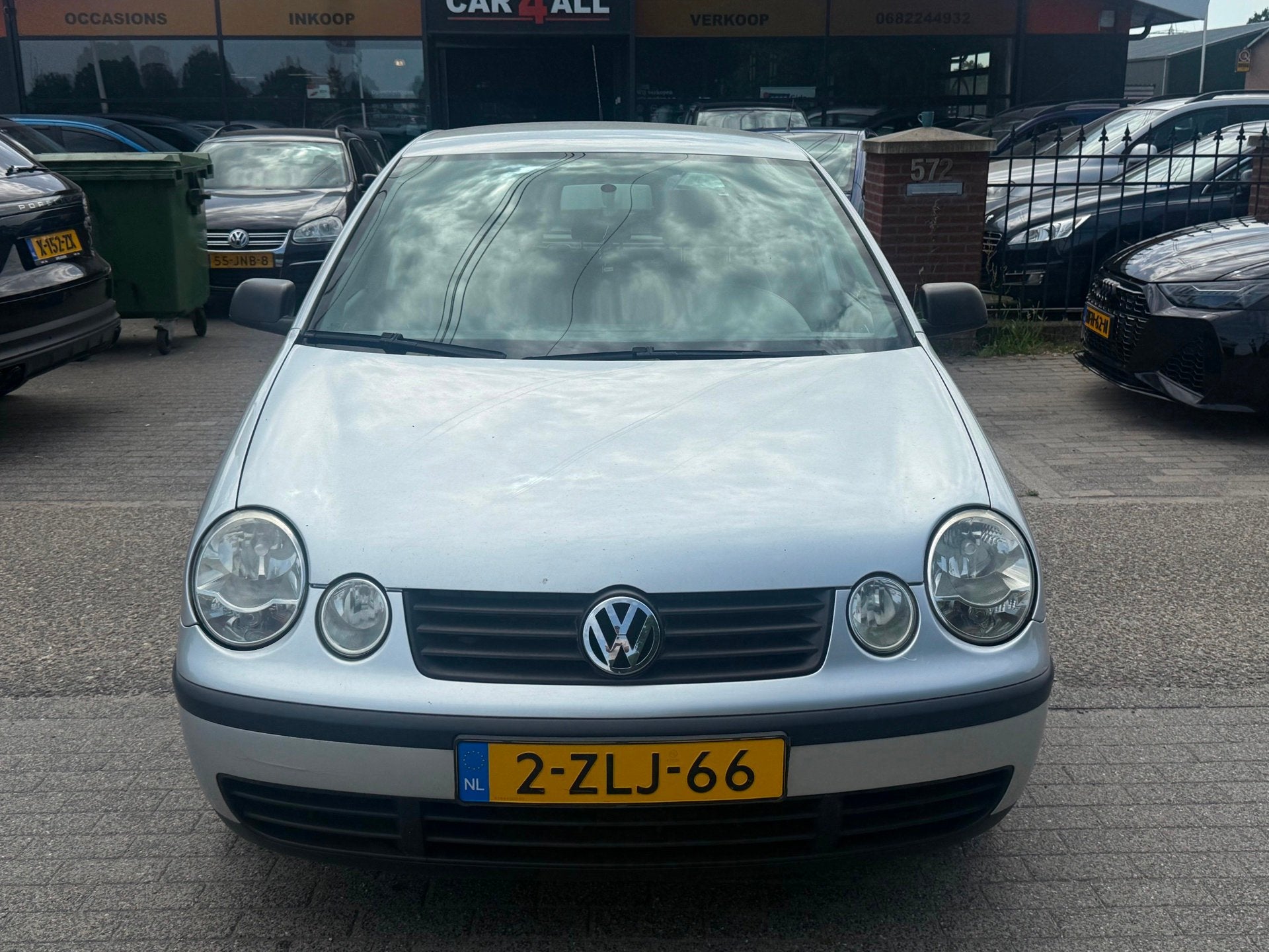 Volkswagen Polo 1.2-12V AIRCO/APK 02-01-2027/RIJDT PERFECT/, Auto's, Voorwielaandrijving, Stof, Zwart, 1198 cc