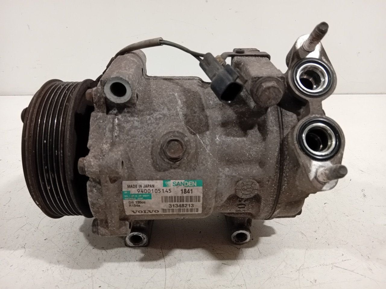 Airco pomp Volvo V60, Onderdelen@venauto.nl, Van der Ven Autorecycling B.V., Gebruikt, Ettenseweg 76, 4706 PB Roosendaal, The Netherlands