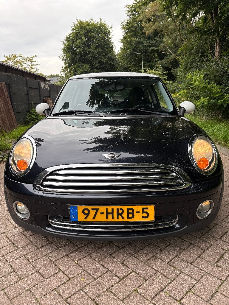 Mini 1.6 16V Cooper 2009 Zwart, Auto's, 4 cilinders, 4 stoelen, Origineel Nederlands, Bedrijf