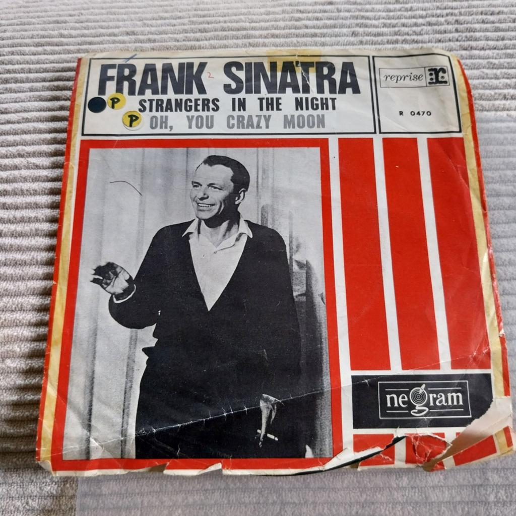 Frank Sinatra - Strangers in the Night / Oh, You Crazy Moon, Gebruikt, Fotohoes, 7 inch, Single