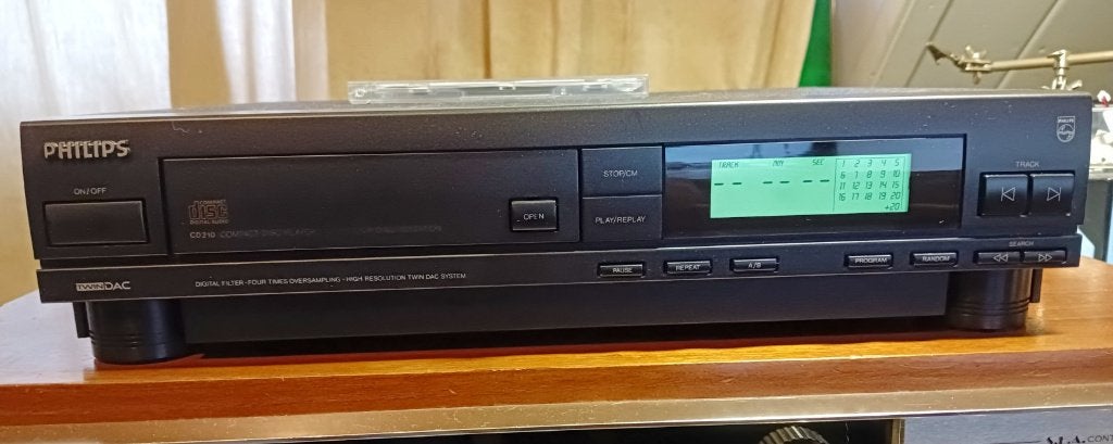 Philips CD-speler CD210 in zeer nette, werkende staat, Ophalen of Verzenden, Zo goed als nieuw, Philips