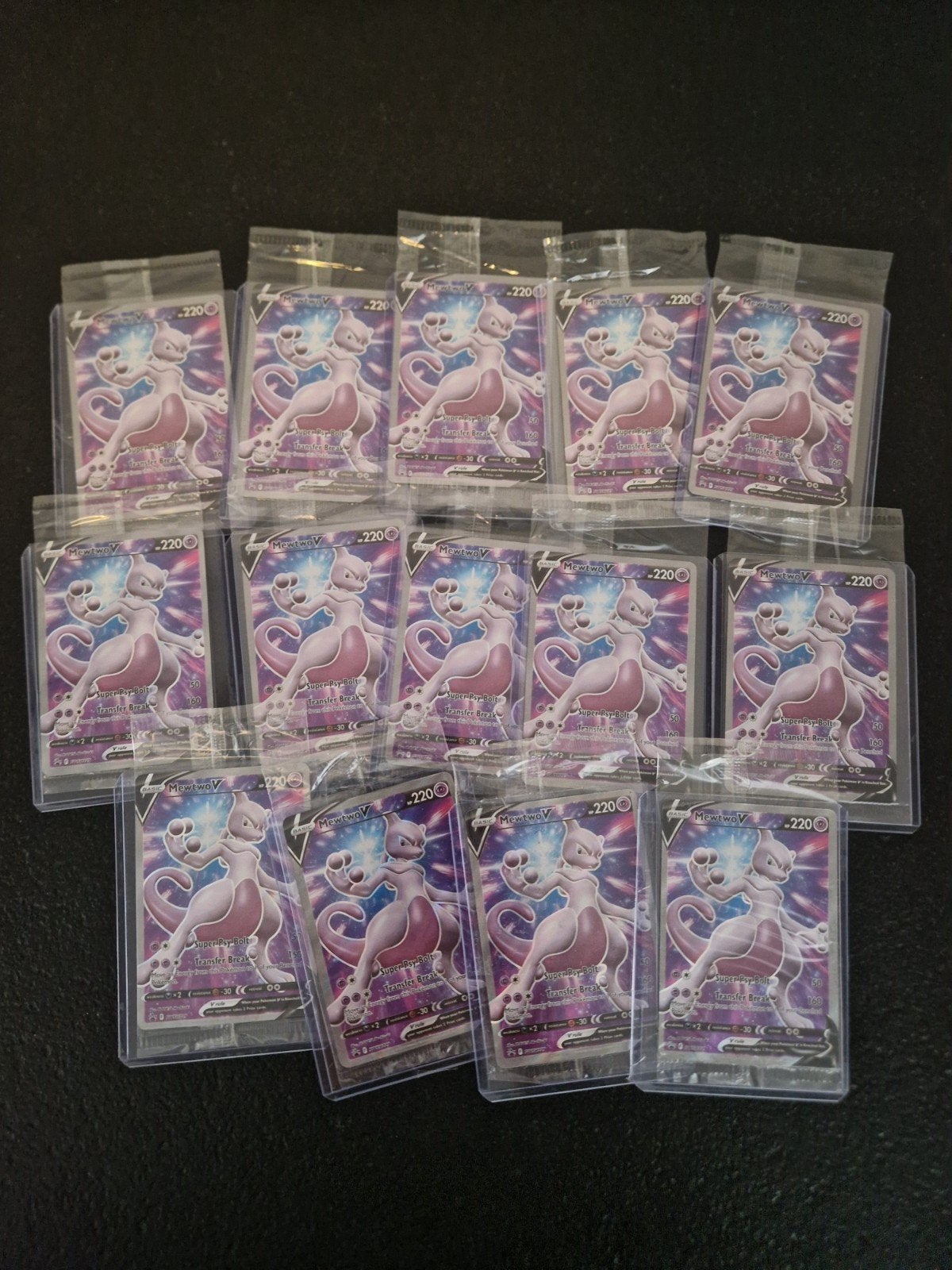 mewtwo V Black star promos. Pokémon swsh229 tcg, Ophalen of Verzenden, Nieuw, Meerdere kaarten, Foil