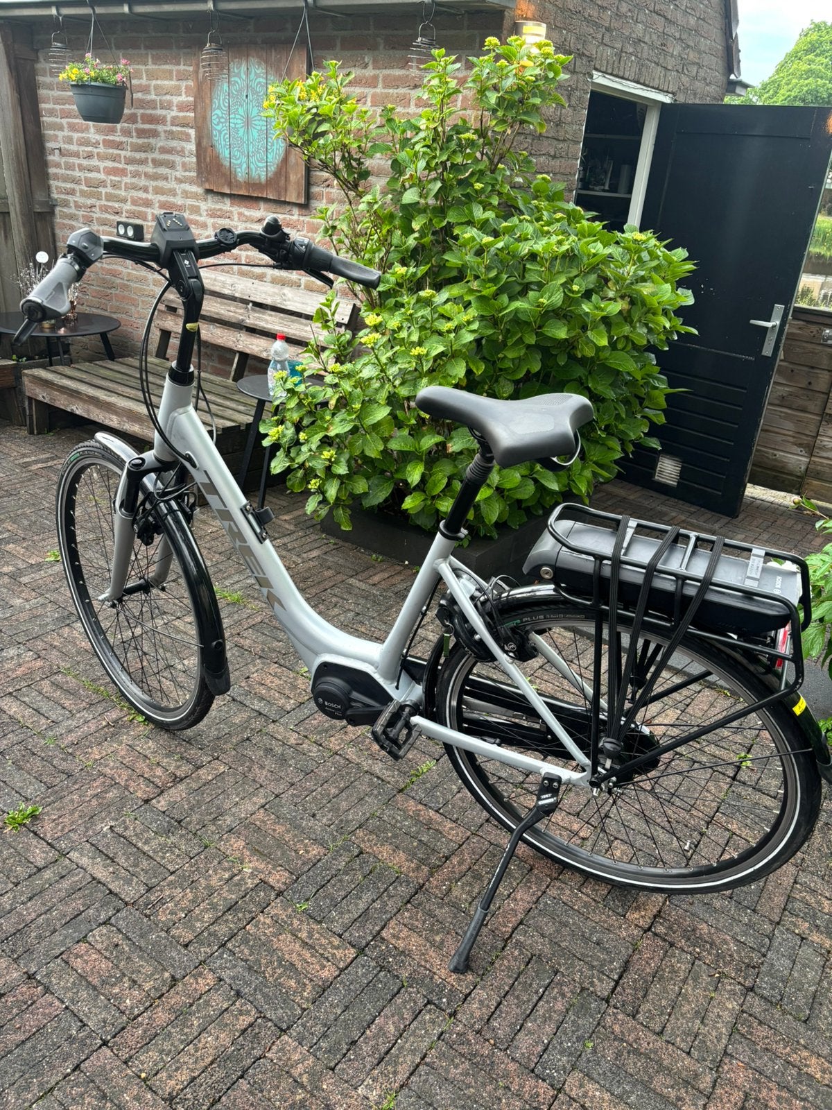 Mooie Trek District +4 damesfiets,, Fietsen en Brommers, Elektrische fietsen, Zo goed als nieuw, 47 tot 51 cm, 50 km per accu of meer