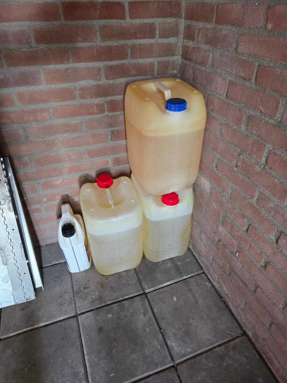 Te koop, Tuin en Terras, 150 liter of meer, Ophalen, Nieuw