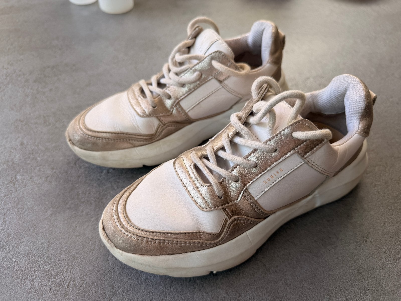 Nubikk sneakers maat 33, Ophalen of Verzenden, Gedragen, Wit